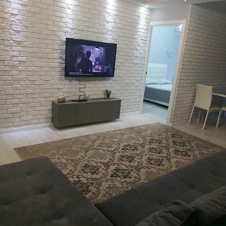 Apartament Lux Sect. Riscani Chisinau Bagian luar foto